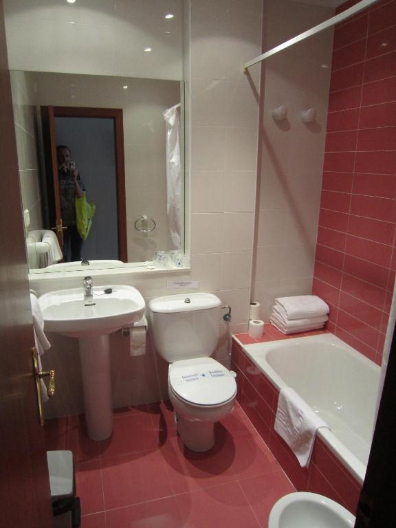 Apartamentos Elena Laredo Szoba fotó