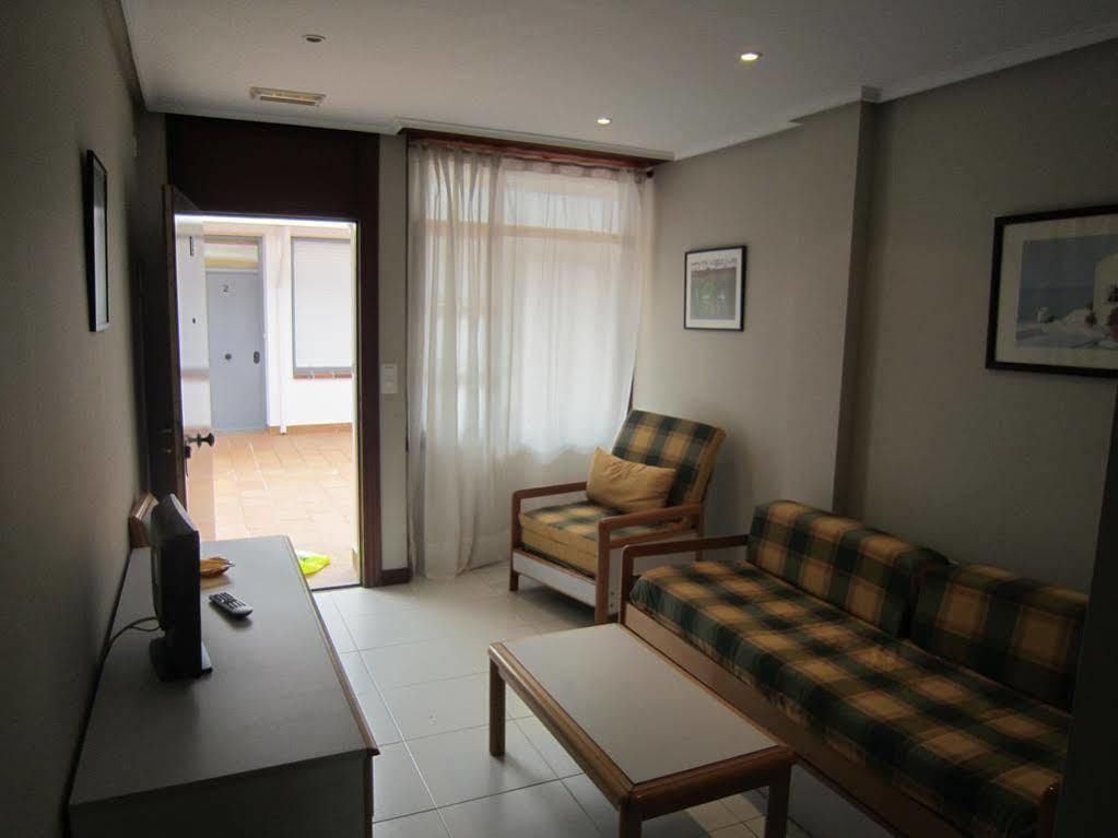 Apartamentos Elena Laredo Kültér fotó